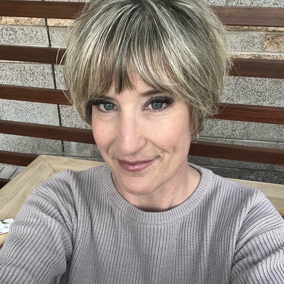 Meet your Posher, Kara - Picture 2 of 6